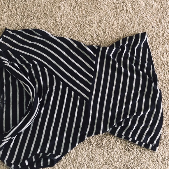 Tops - Picture 3 of 3